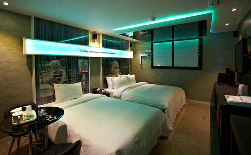 Daniel Campanella Hotel 2*