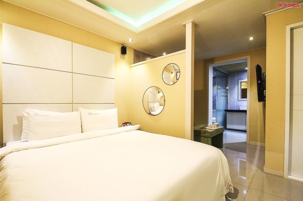 Daniel Campanella Hotel 2*